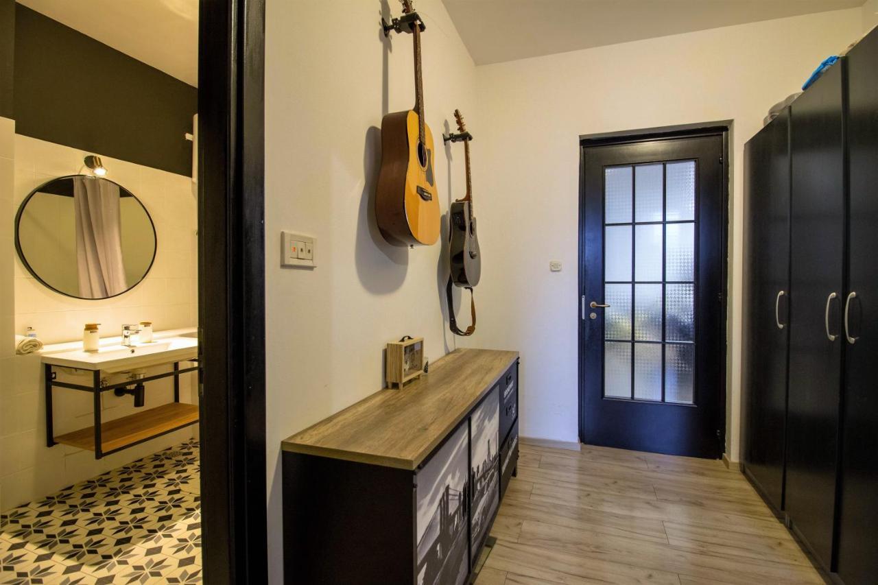 Modern Oasis Apartment Split Private Parking Esterno foto