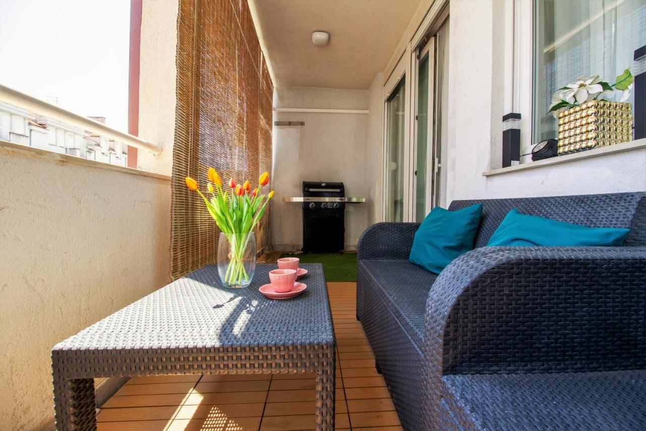 Modern Oasis Apartment Split Private Parking Esterno foto
