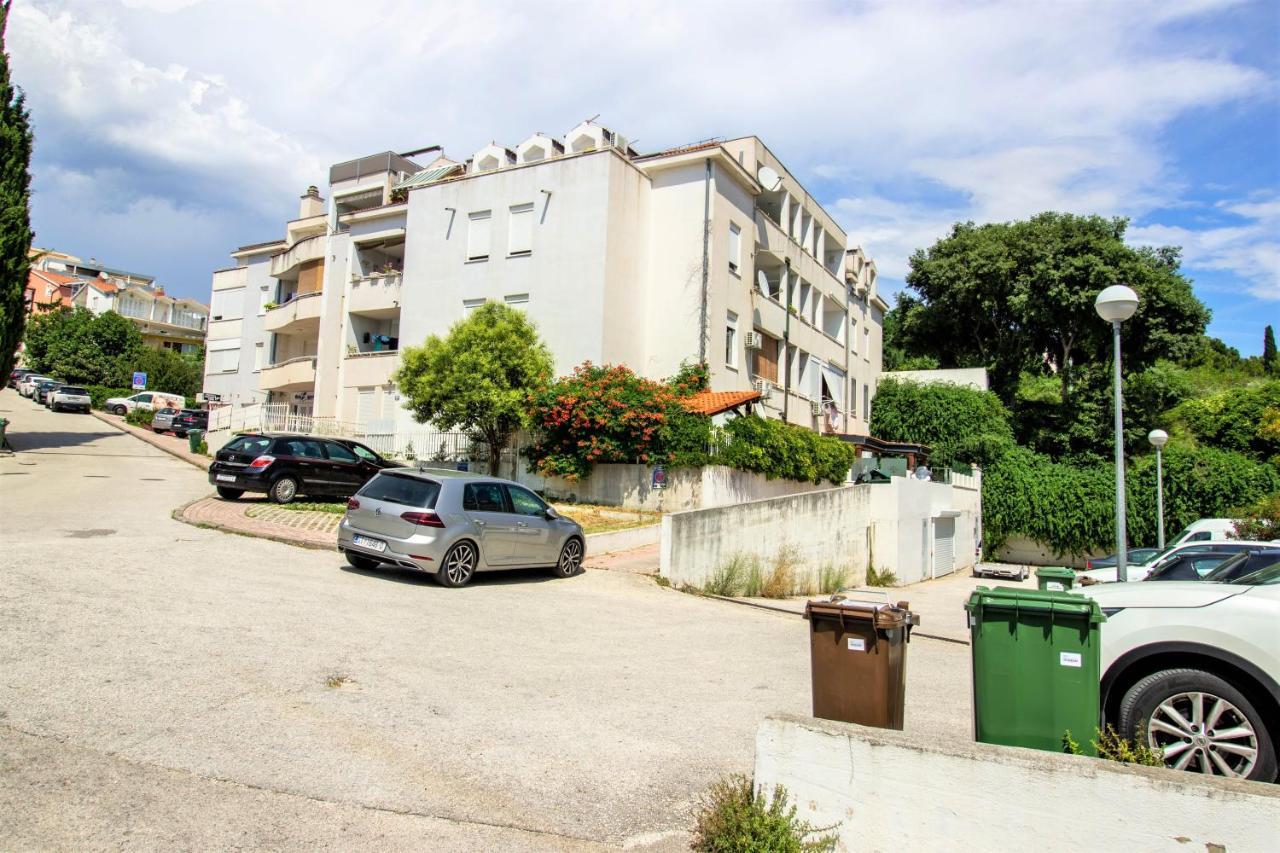 Modern Oasis Apartment Split Private Parking Esterno foto